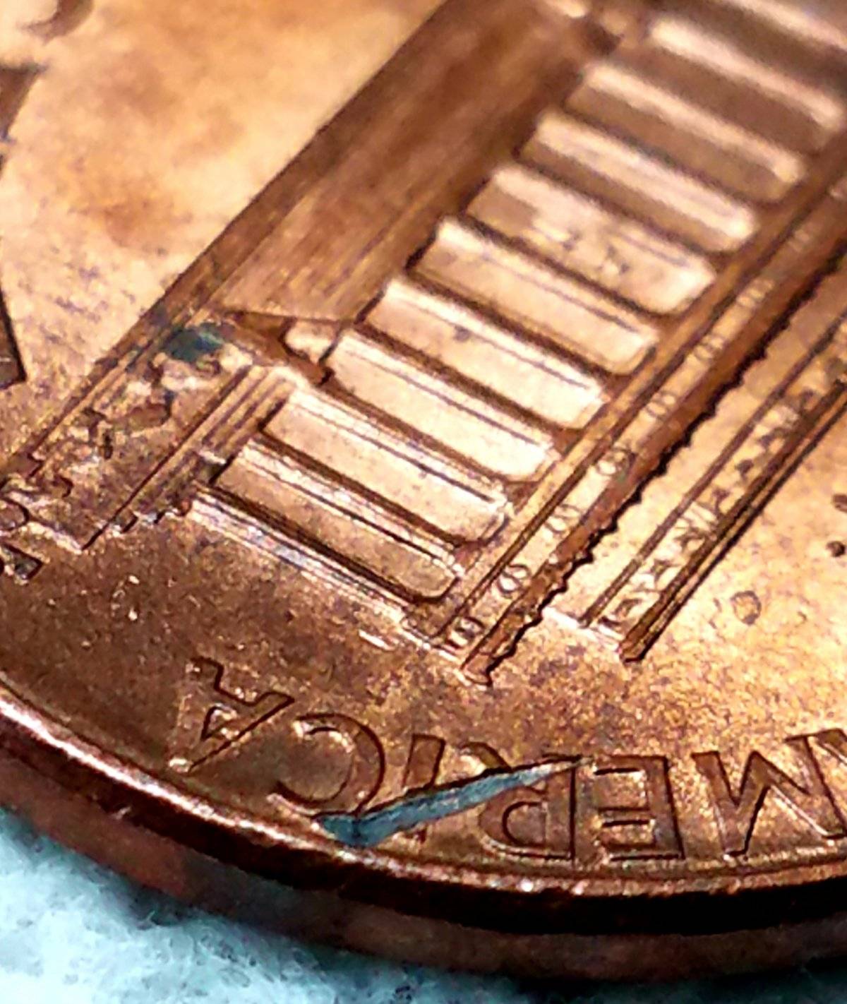 2001-P-Lincoln-Cent-Struck-Through-At-